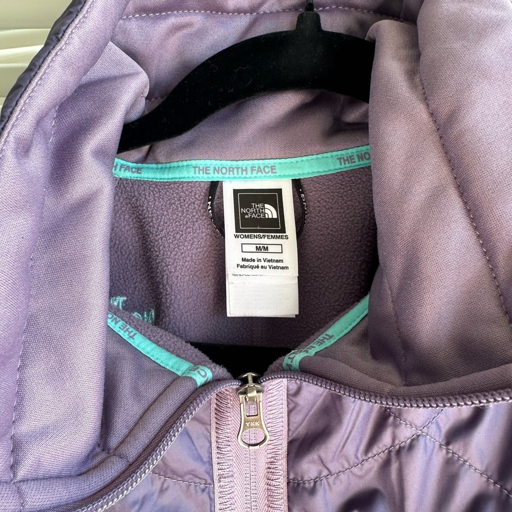 The North Face Women's Lavender Ski Jacket - Picture 3 of 3